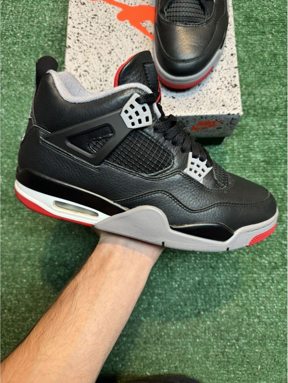 Jordan Retro 4 Bred Reimagined Size 9.5